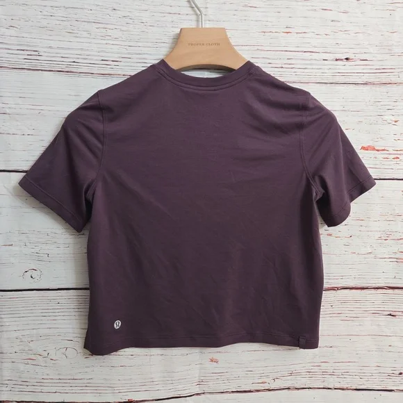 Lululemon Athletic Top Short Sleeve Size S - Picture 7 of 8